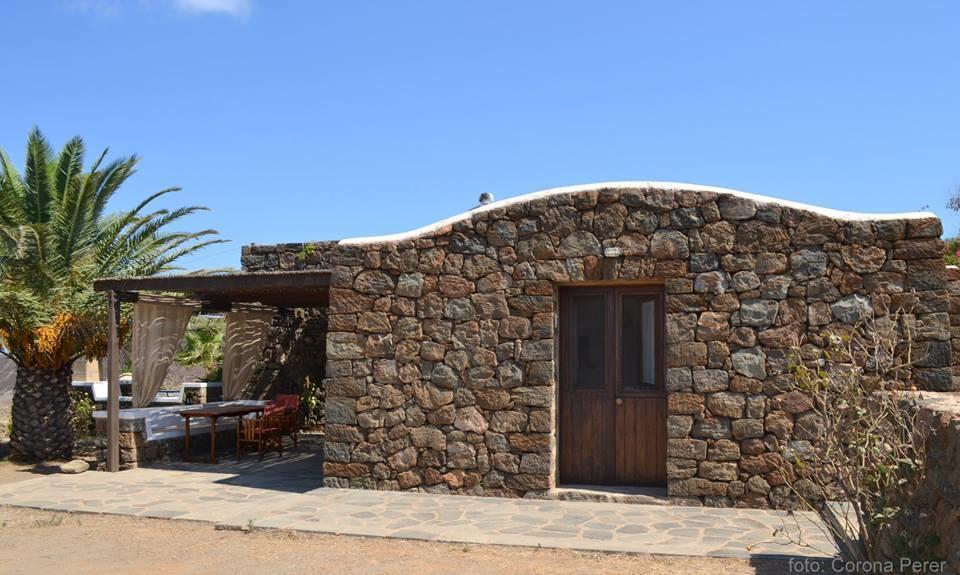 Holiday home Dammuso Primavera *